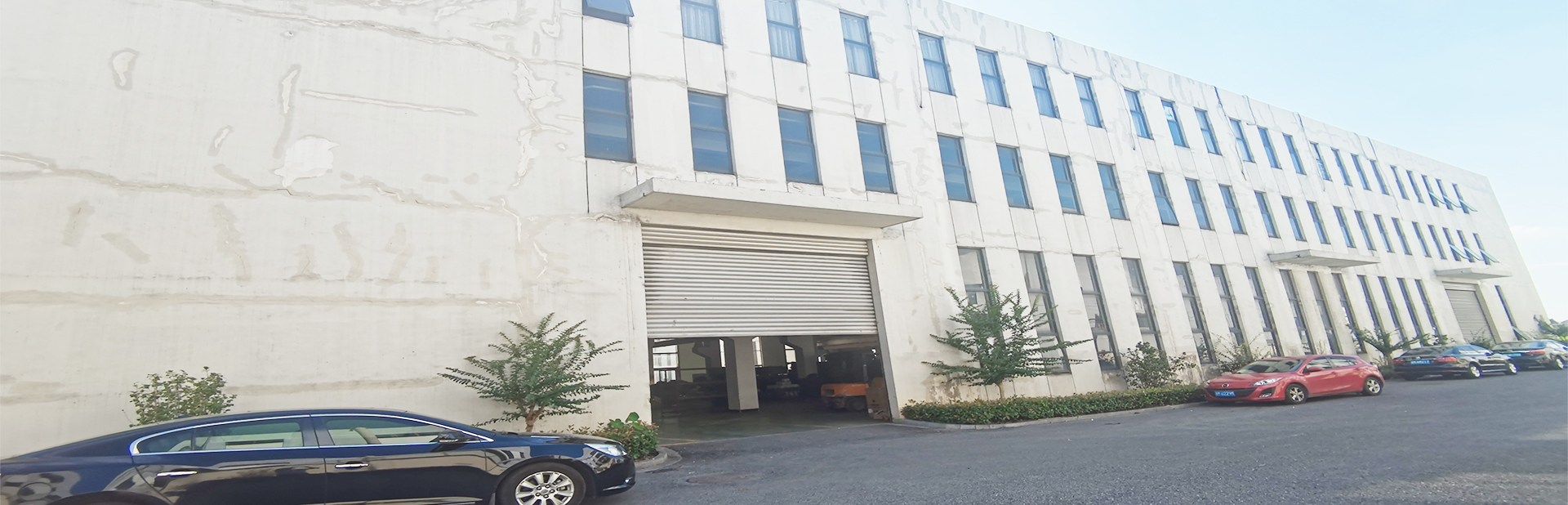 防暴盾牌 防刺服 防彈衣 防暴鋼叉 警用裝備廠家